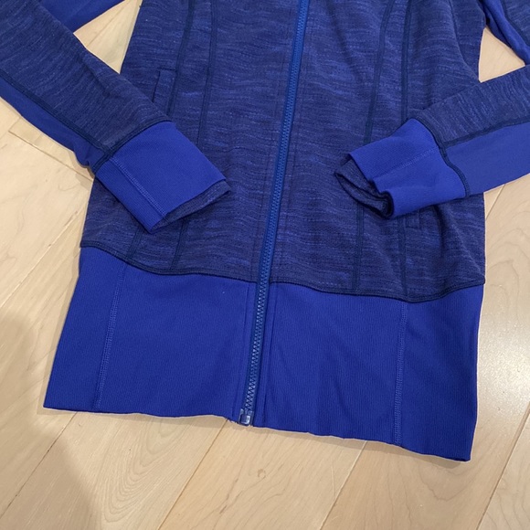 Lululemon hooded long jacket - Picture 3 of 16